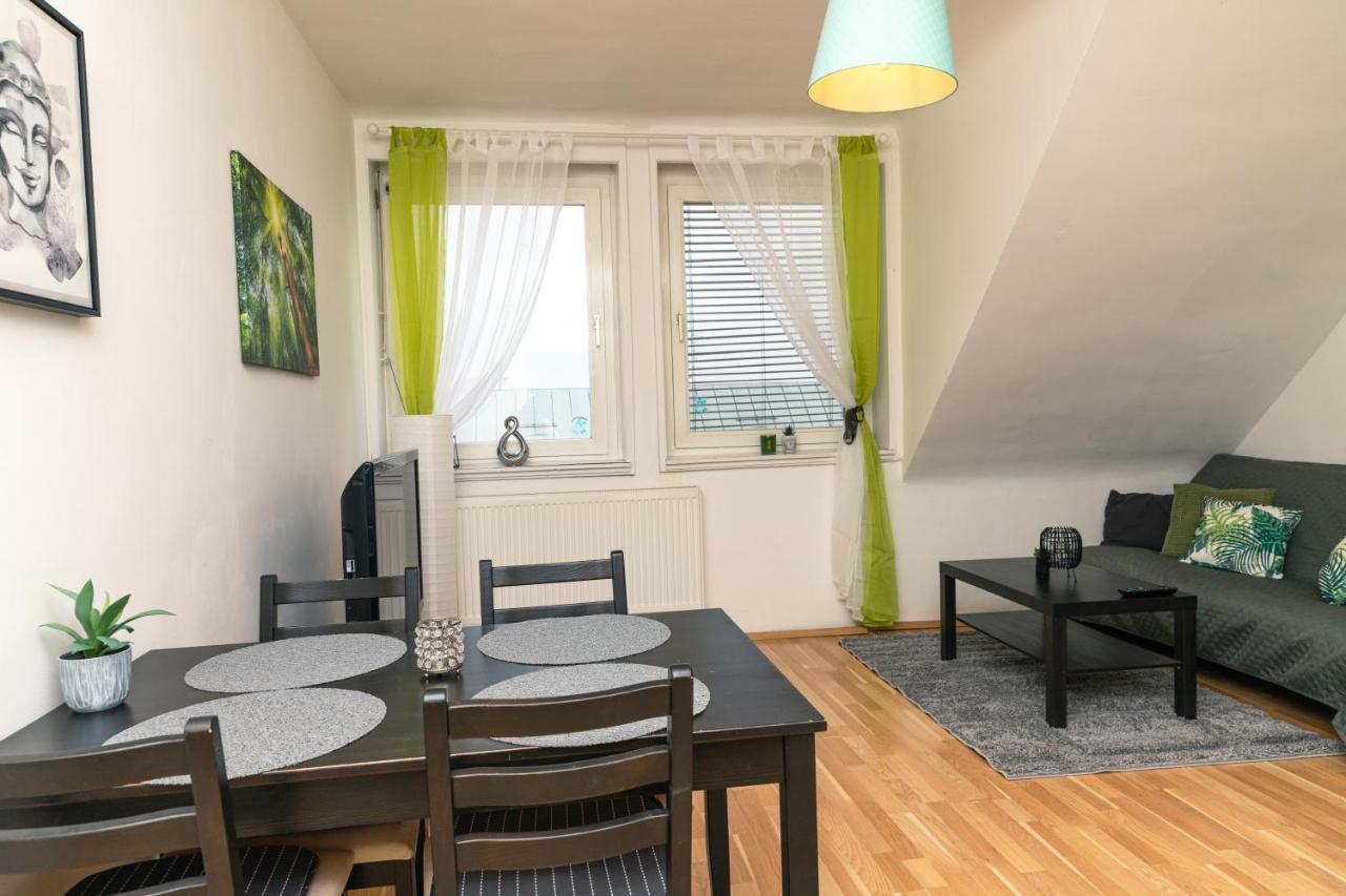 Milky Way Top Floor 2-Bedroom Apartment Air Condition Viena Exterior foto